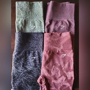 GYMSHARK LEGGINGS AND SPORTS BRAS s and m